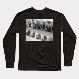 McGuire's Bar, 1940. Vintage Photo Long Sleeve T-Shirt